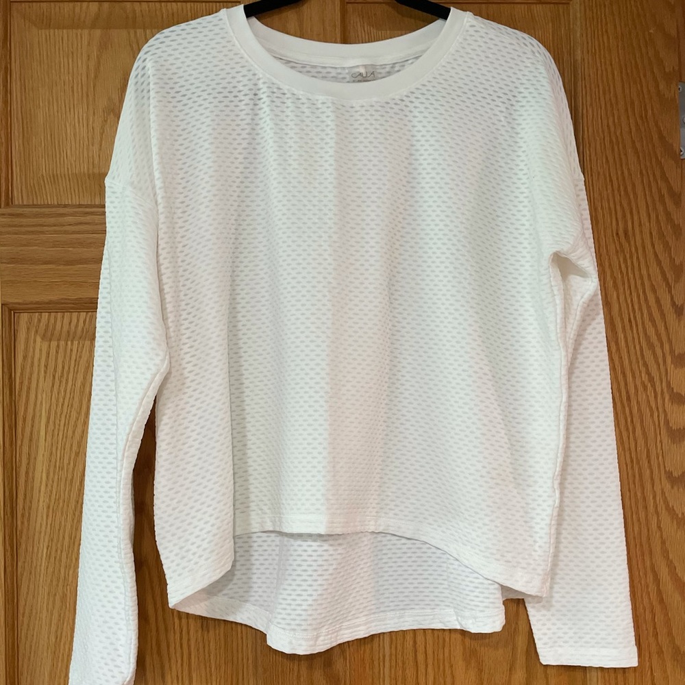 Calia high-low long sleeve size L. Diamond mesh